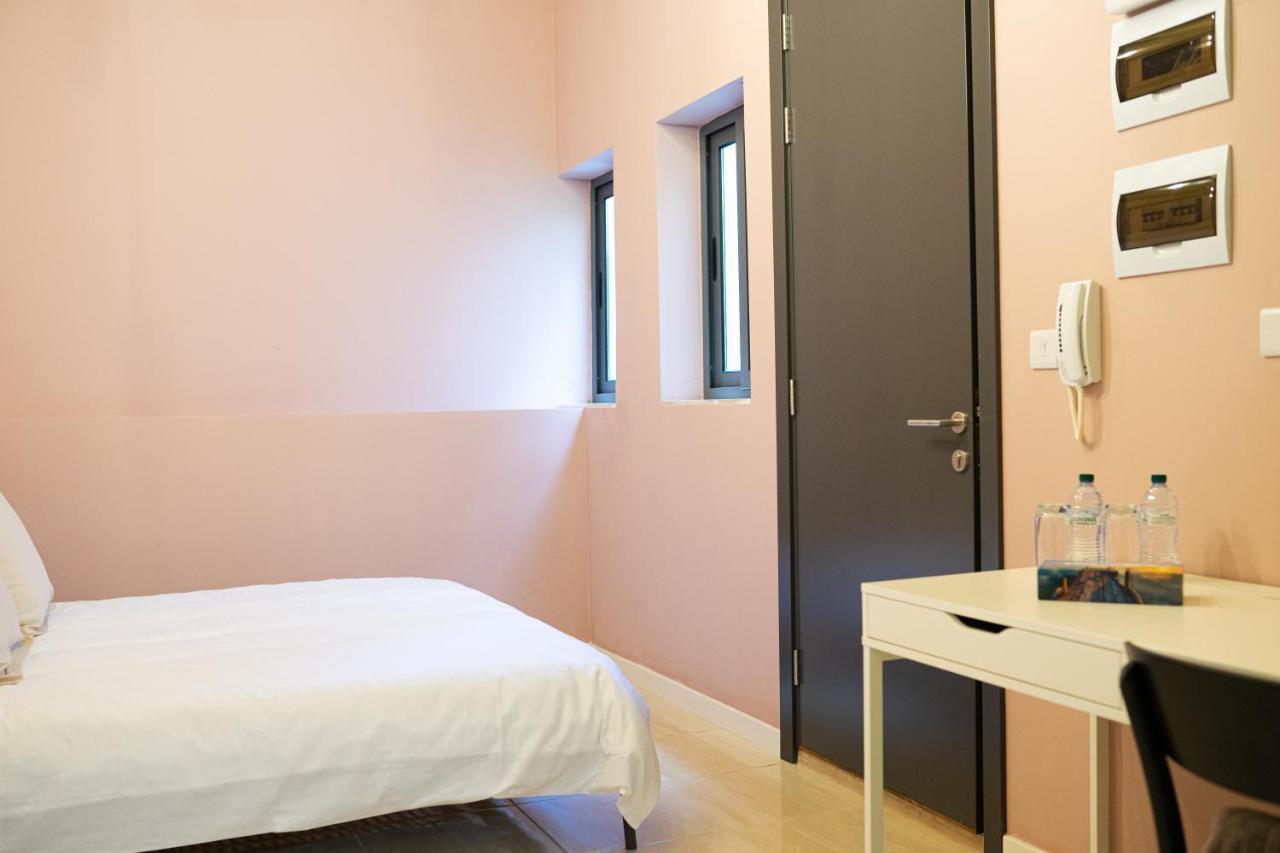 Three Cities Guest House Cospicua Bagian luar foto